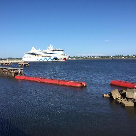 Water Suites Charlottetown Eksteriør bilde