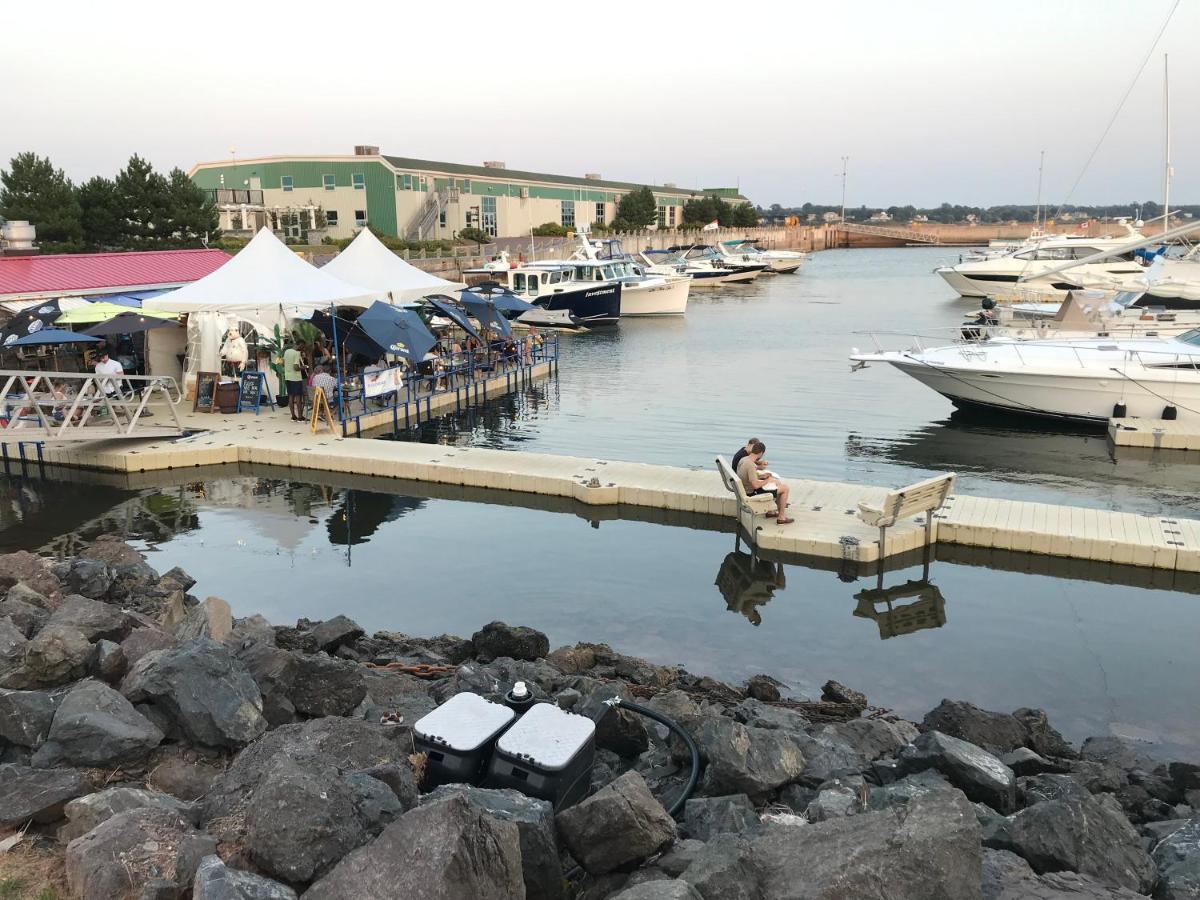 Water Suites Charlottetown Eksteriør bilde